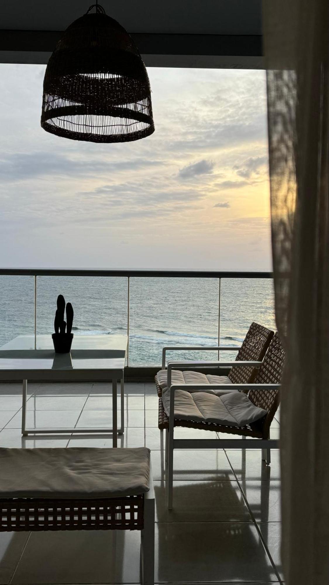 فاخرة بإطلالة بحرية كاملة Appartement
