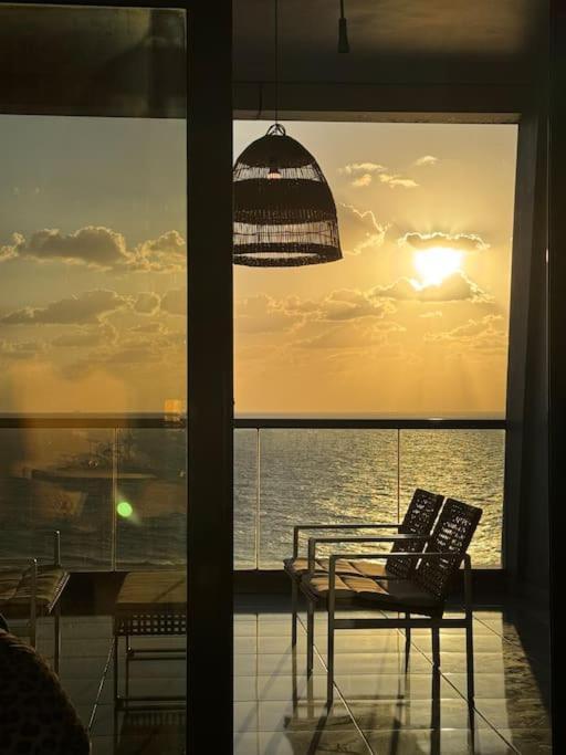 Appartement فاخرة بإطلالة بحرية كاملة